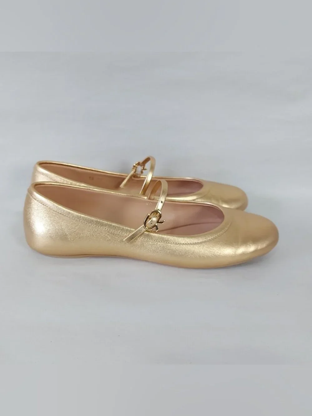 Gianvito Rossi Carla Metallic Gold Leather Mary Jane Flats 36 Buckle Ballerina